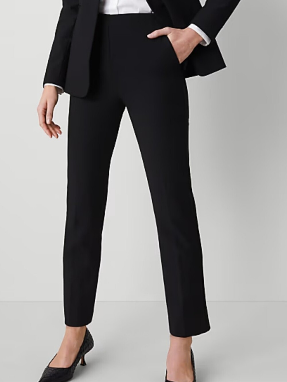 Ann Taylor Side Zip Ankle Dress/Suit Pants Black Size 10
